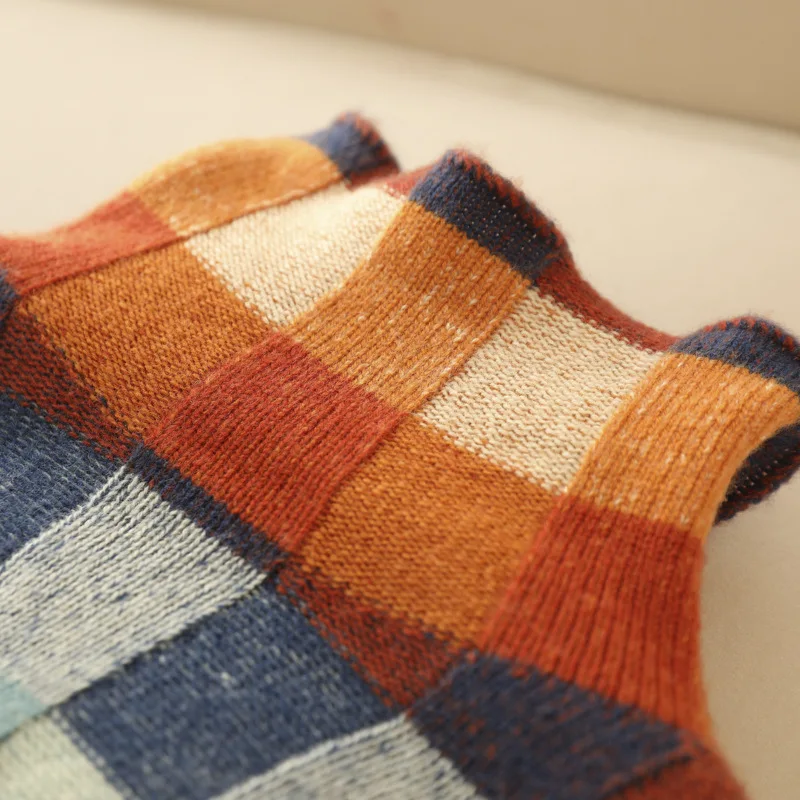 Women's Check Pattern Jumper – Long Sleeve, Relaxed Fit