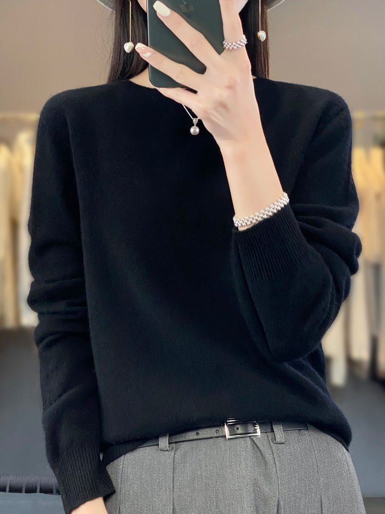 Women's Relaxed Knit Jumper – Round Neck, Long Sleeve