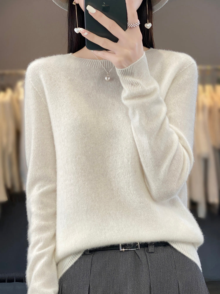 Women's Relaxed Knit Jumper – Round Neck, Long Sleeve