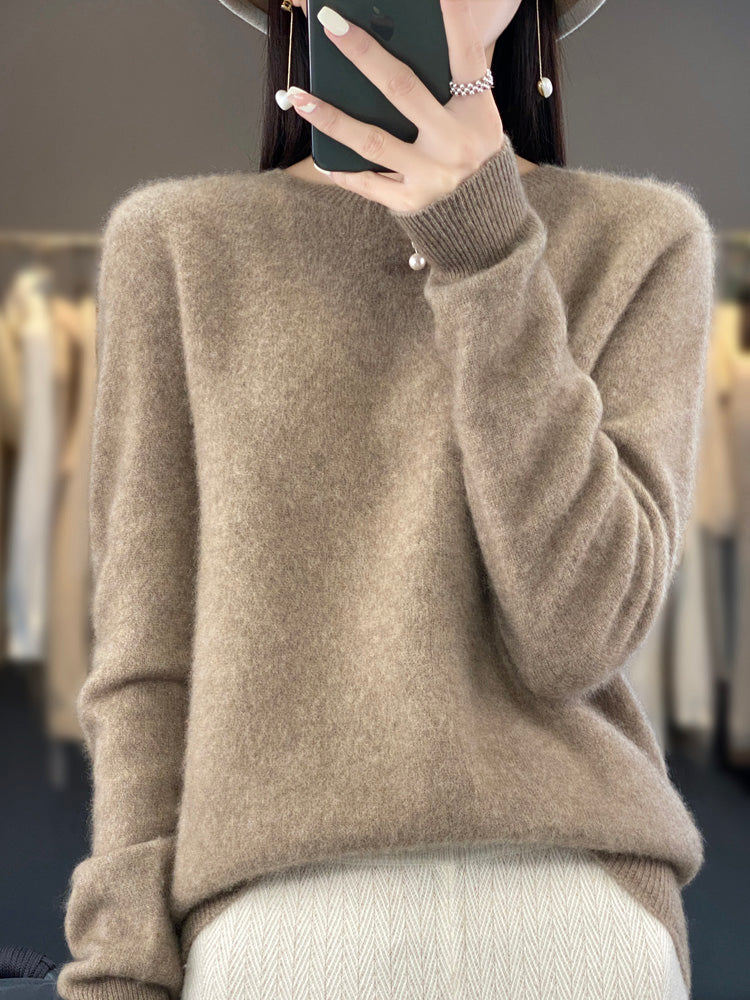 Women's Relaxed Knit Jumper – Round Neck, Long Sleeve