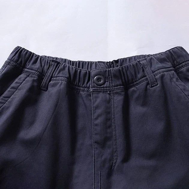 Pantalon cargo homme coupe droite - plusieurs poches, taille boutonnée