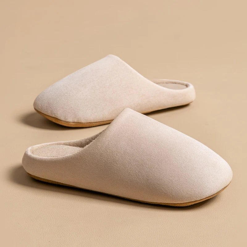 Chaussons d’intérieur pour femme à bout fermé avec semelle légère
