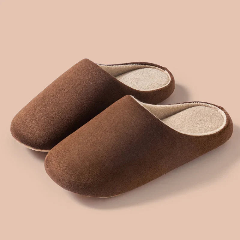 Chaussons d’intérieur pour femme à bout fermé avec semelle légère