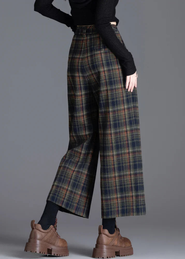 Women's Plaid Wide Leg Pants – Pleated Front, Cropped Hem cropped hem detail