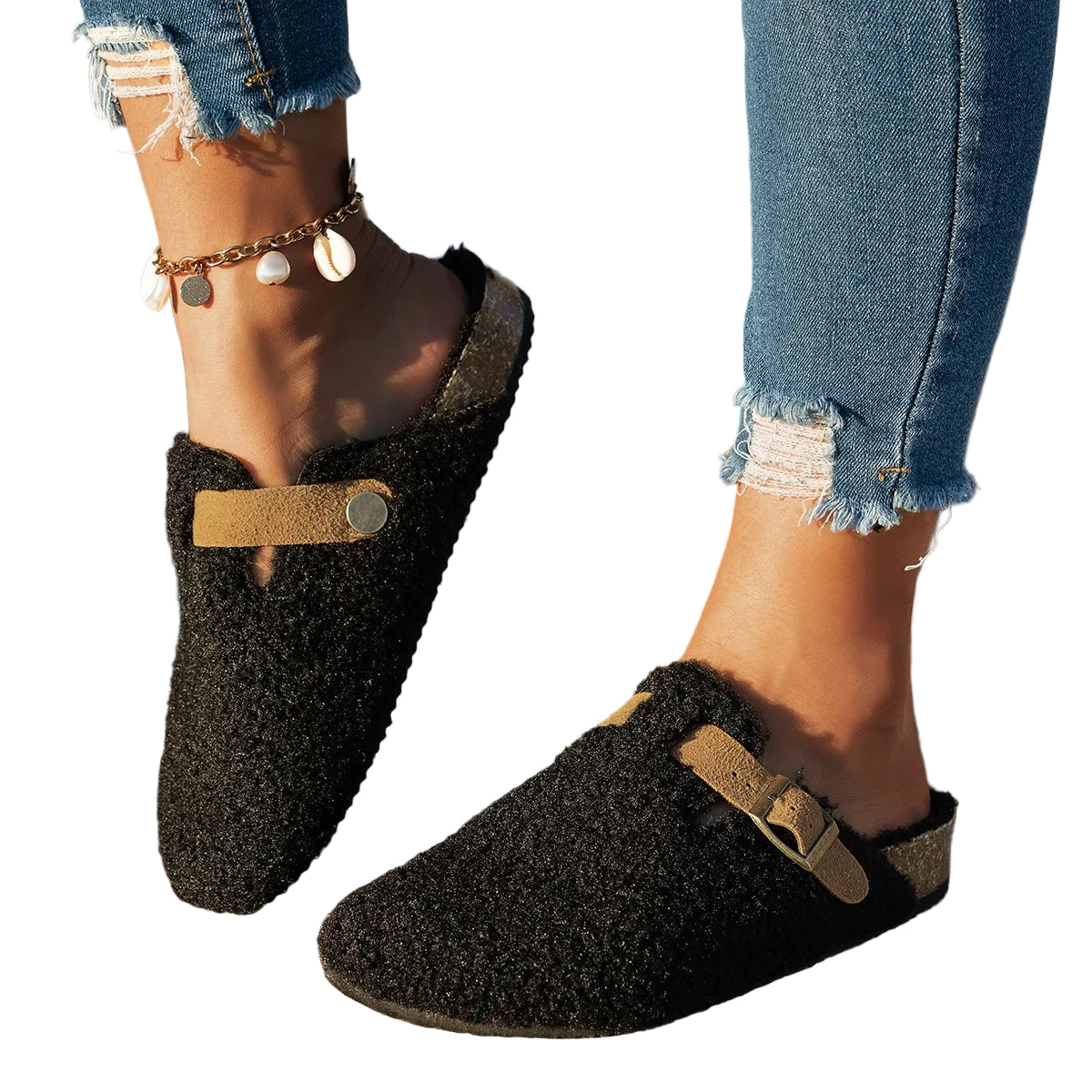 Chaussons d’intérieur pour femme à enfiler avec détail à boucle