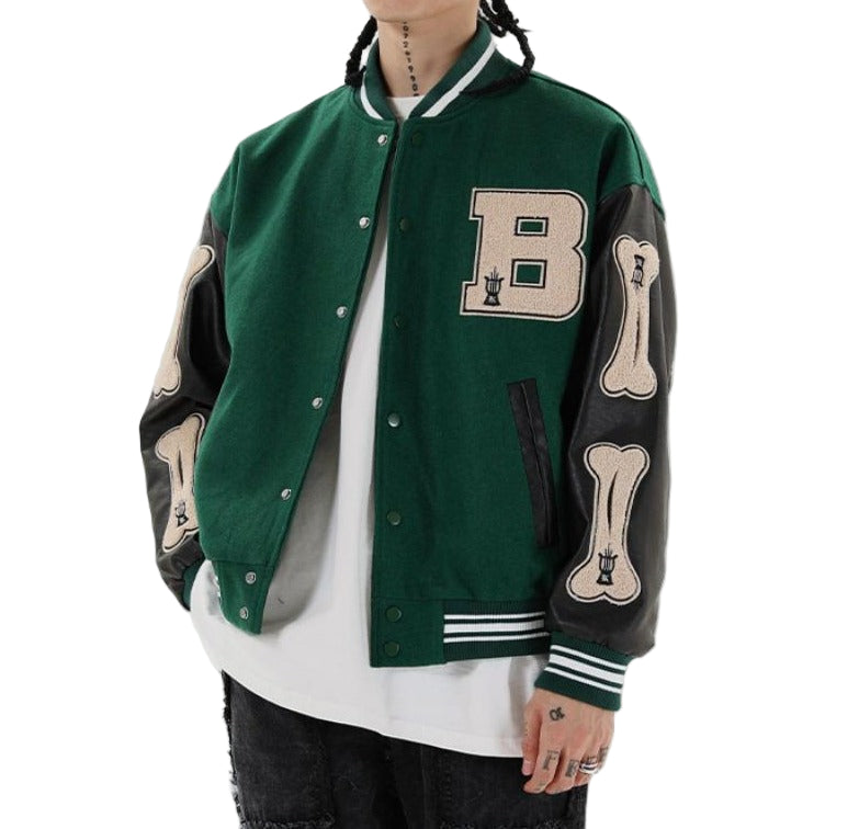 Blouson bomber universitaire pour femme avec boutons-pression et empiècements en forme d’os sur les manches