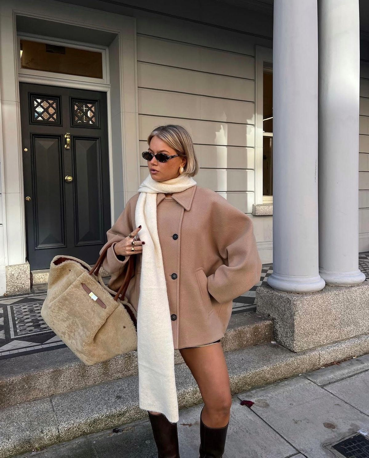 Women's Oversized Wool Coat – Notch Lapel, Drop Shoulder